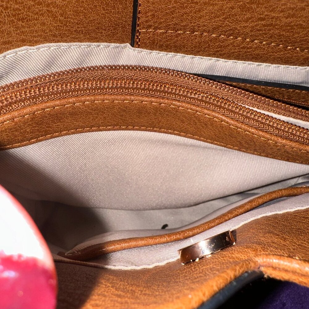 Purse - Picture 7 of 7